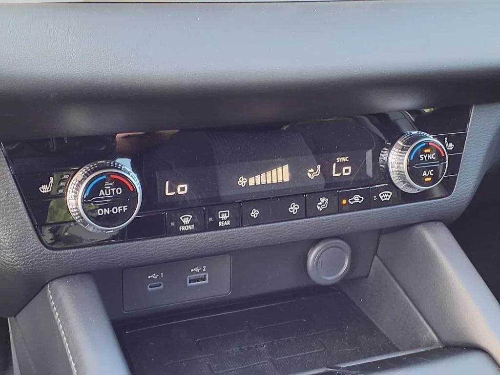 new 2025 Mitsubishi Outlander PHEV car, priced at $42,480