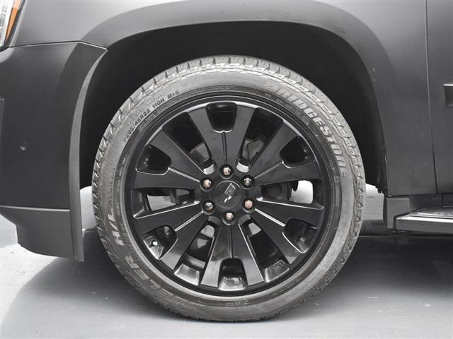 used 2020 Cadillac Escalade car, priced at $41,597