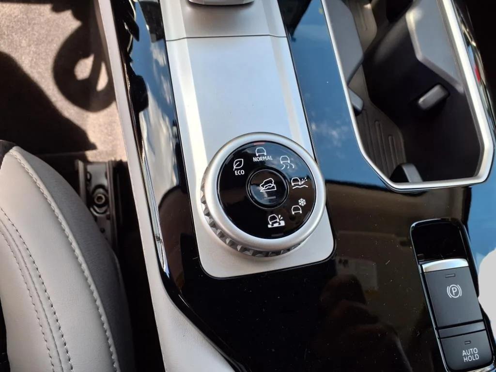 new 2025 Mitsubishi Outlander car, priced at $35,280