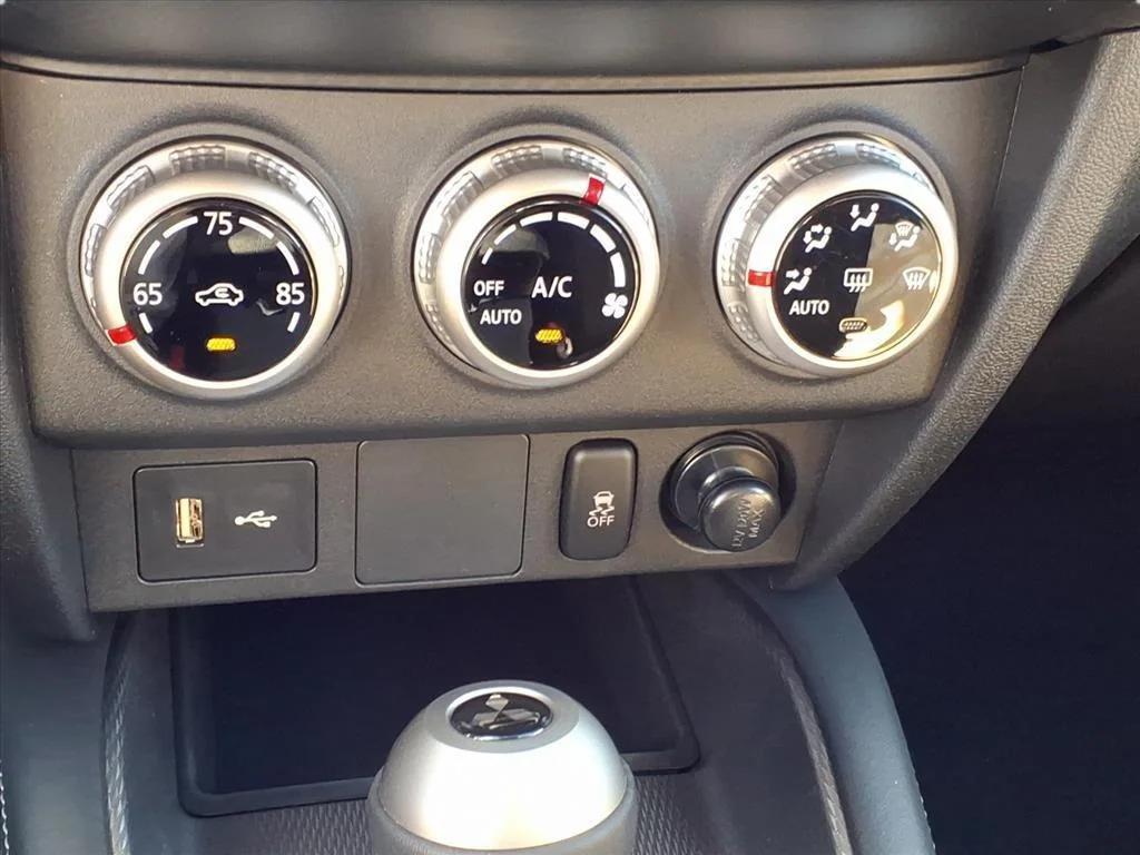 new 2025 Mitsubishi Outlander Sport car
