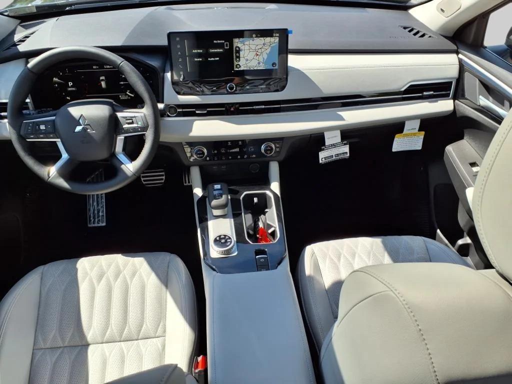 new 2025 Mitsubishi Outlander car, priced at $36,892