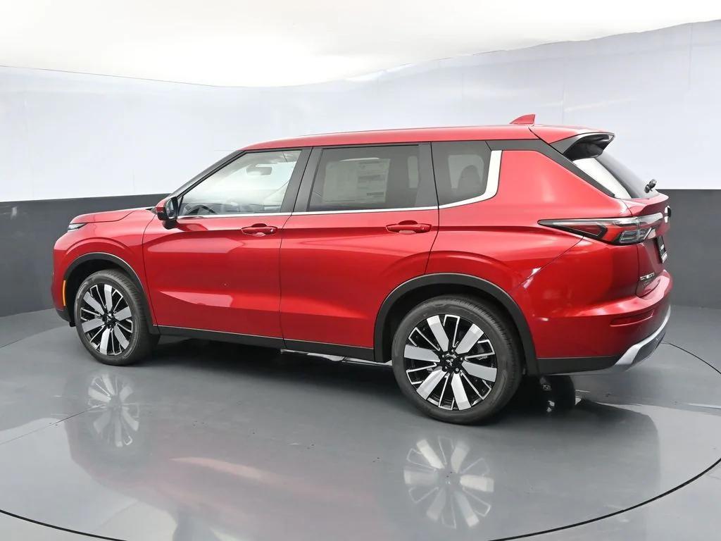 new 2025 Mitsubishi Outlander car, priced at $34,260