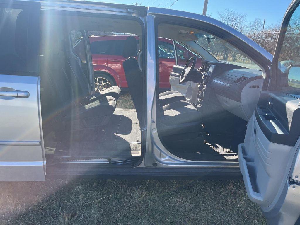 used 2009 Dodge Grand Caravan car, priced at $3,940