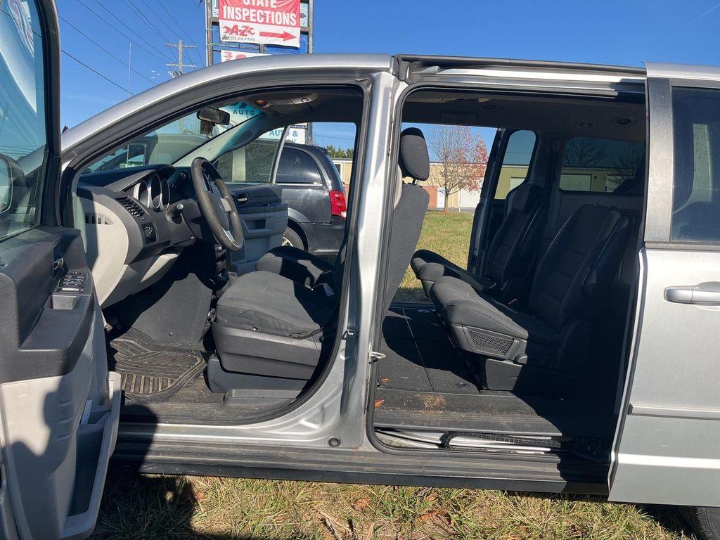 used 2009 Dodge Grand Caravan car, priced at $3,940