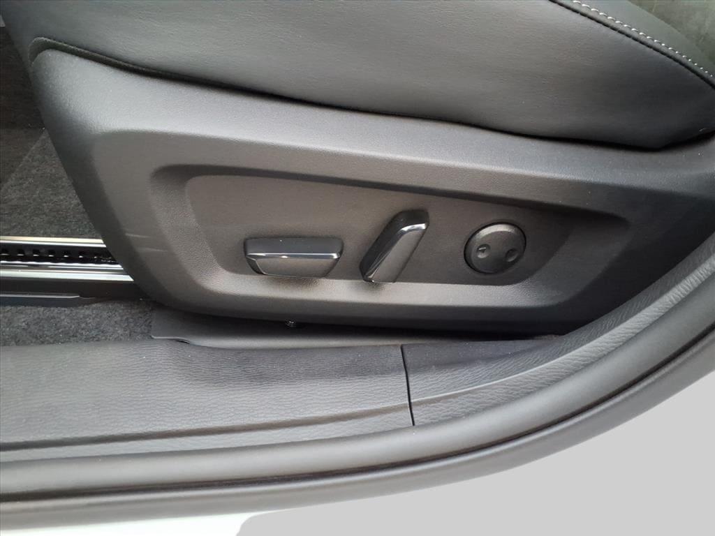 new 2025 Mitsubishi Outlander car, priced at $40,213