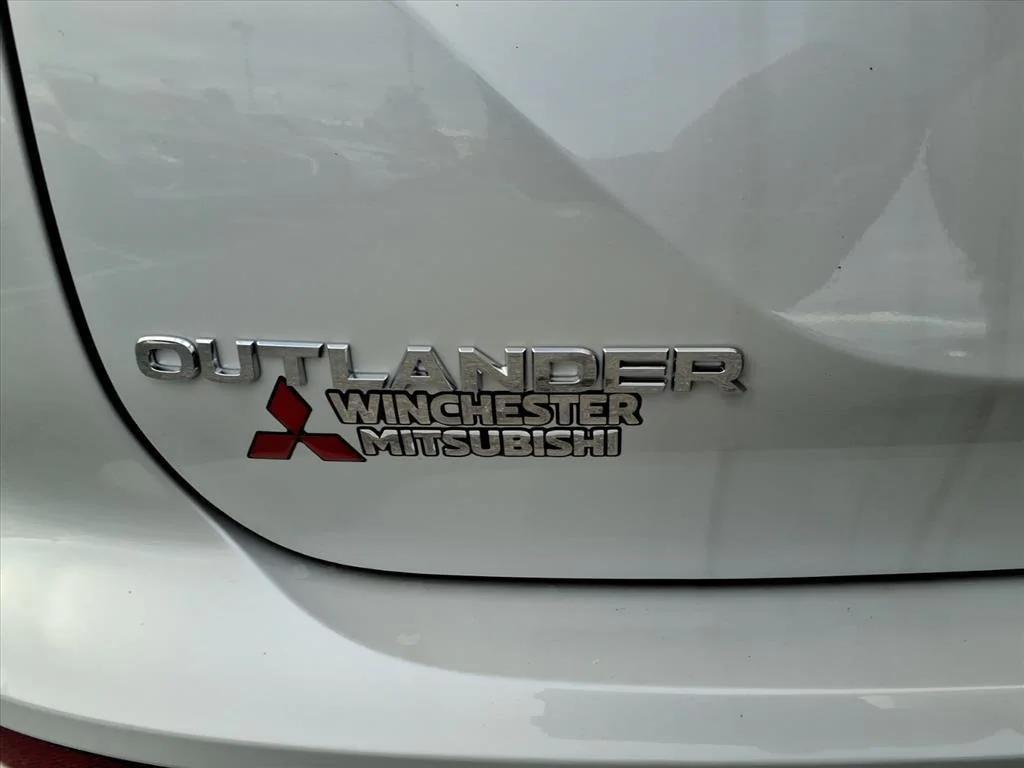 new 2025 Mitsubishi Outlander car, priced at $40,213