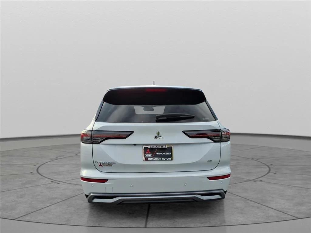 new 2025 Mitsubishi Outlander car, priced at $40,213