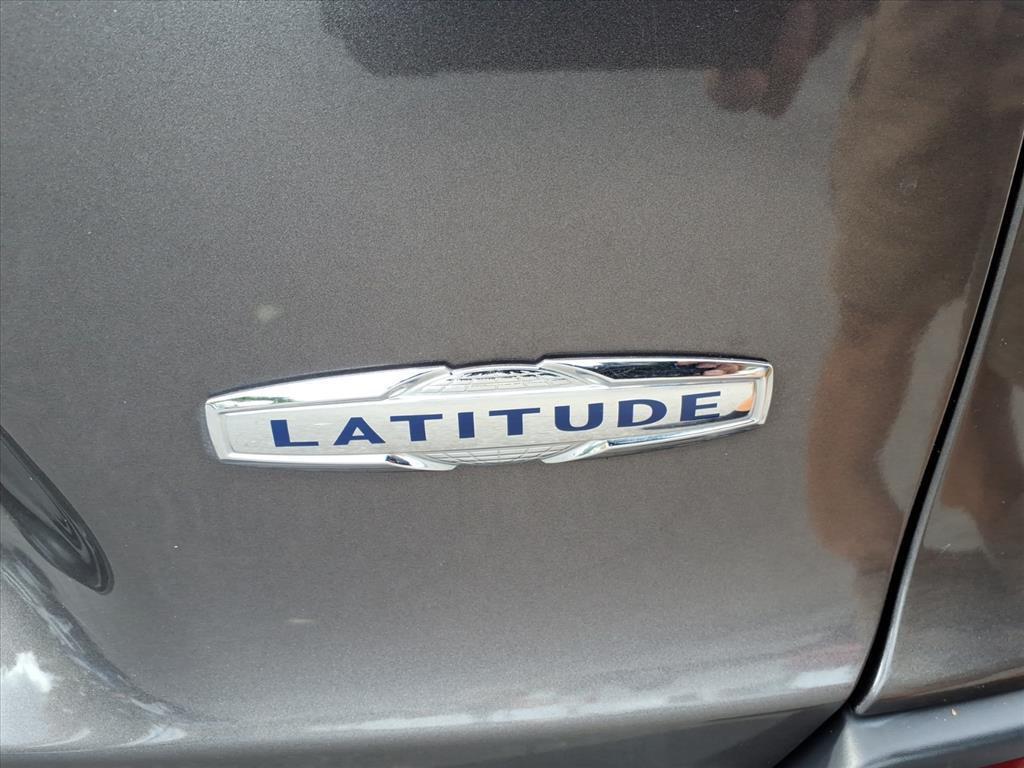 used 2019 Jeep Cherokee car, priced at $14,597