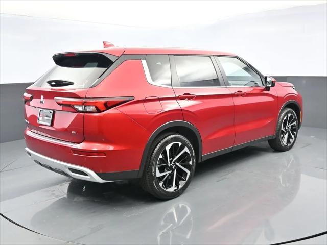 new 2024 Mitsubishi Outlander car, priced at $36,305