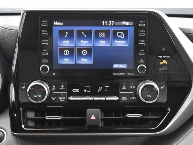 used 2021 Toyota Highlander car, priced at $31,797