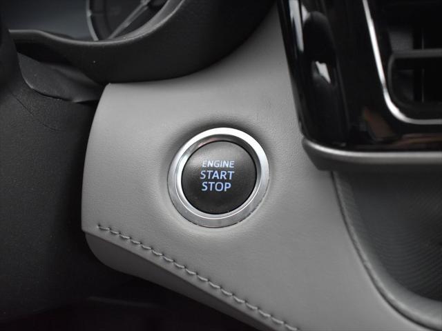 used 2021 Toyota Highlander car, priced at $31,797