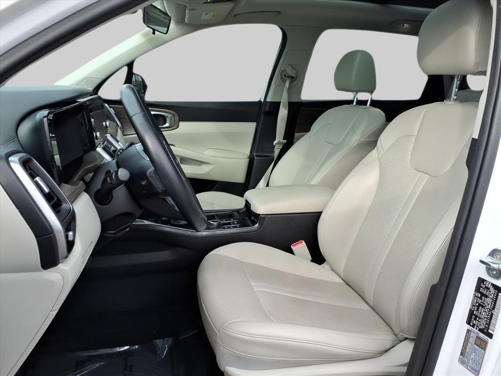 used 2022 Kia Sorento car, priced at $23,877