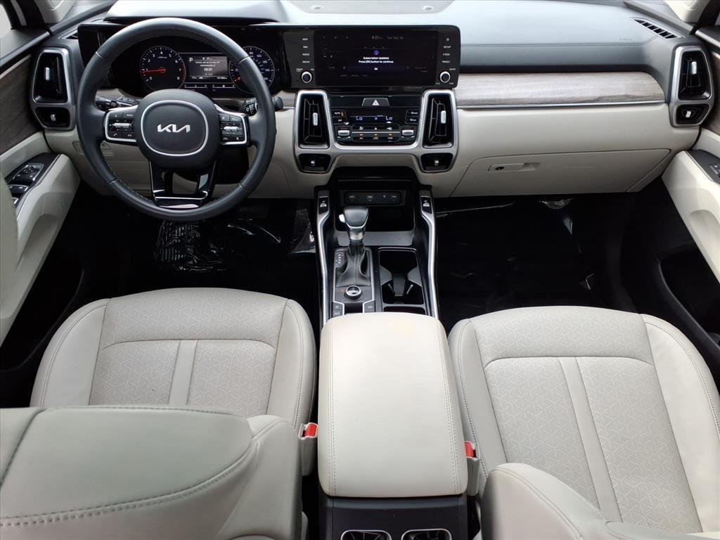 used 2022 Kia Sorento car, priced at $23,877