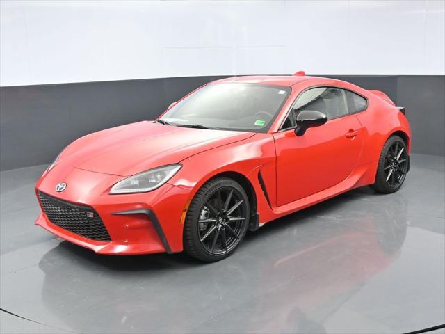 used 2024 Toyota GR86 car, priced at $32,997
