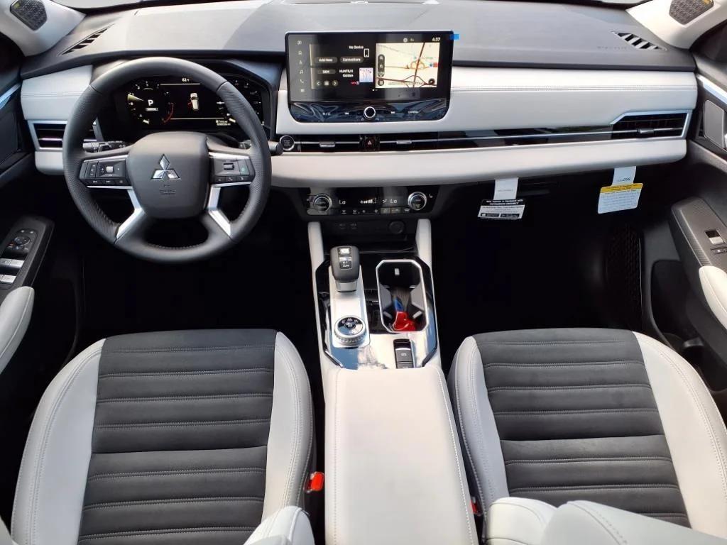 new 2025 Mitsubishi Outlander car, priced at $38,480