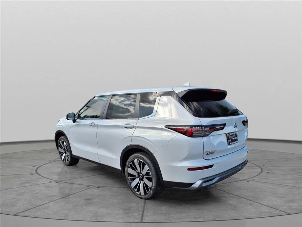new 2025 Mitsubishi Outlander car, priced at $38,480