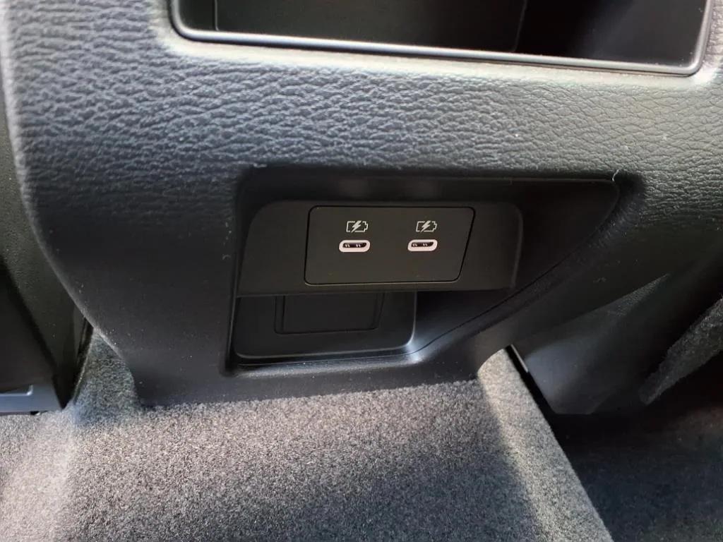 new 2025 Mitsubishi Outlander car, priced at $38,480