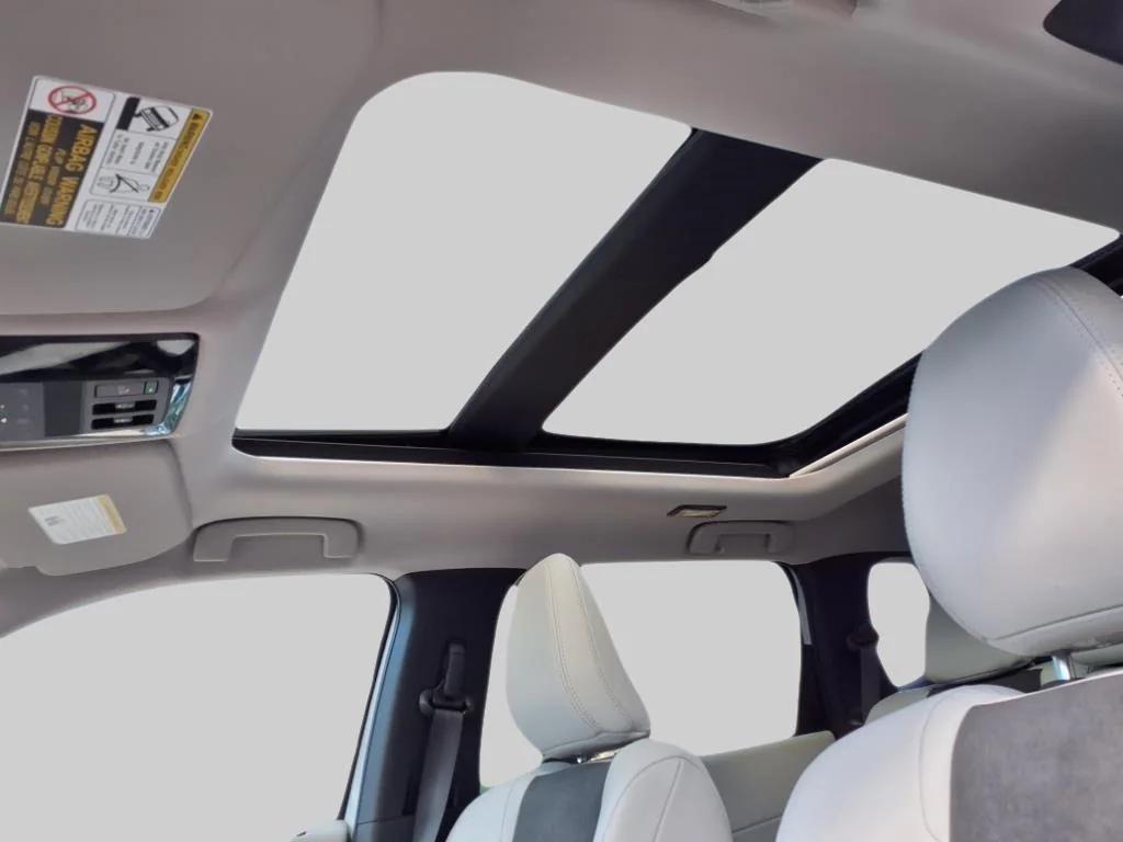 new 2025 Mitsubishi Outlander car, priced at $38,480