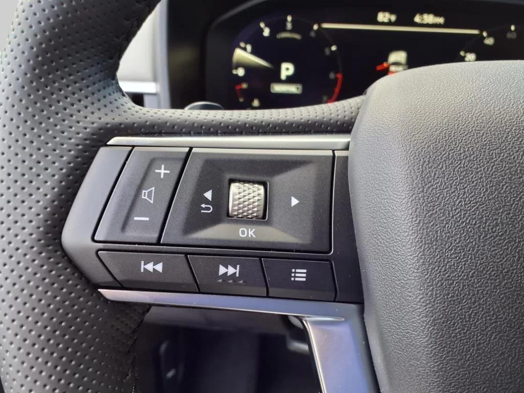 new 2025 Mitsubishi Outlander car, priced at $38,480