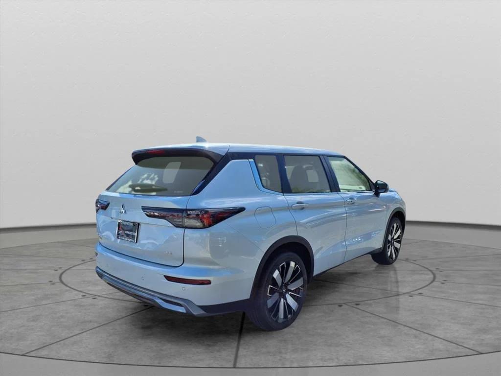new 2025 Mitsubishi Outlander car, priced at $38,480
