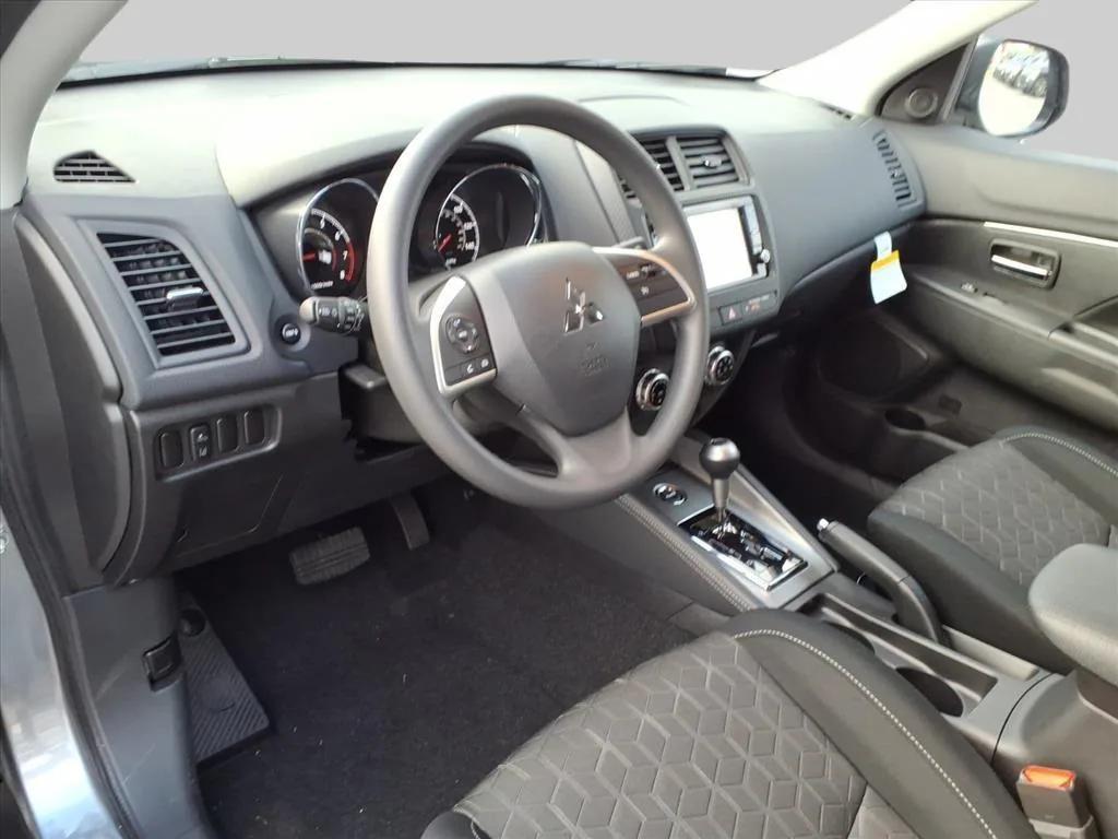 new 2025 Mitsubishi Outlander Sport car, priced at $27,198
