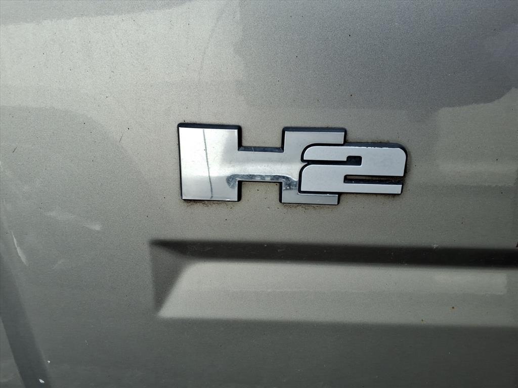 used 2004 Hummer H2 car, priced at $13,997