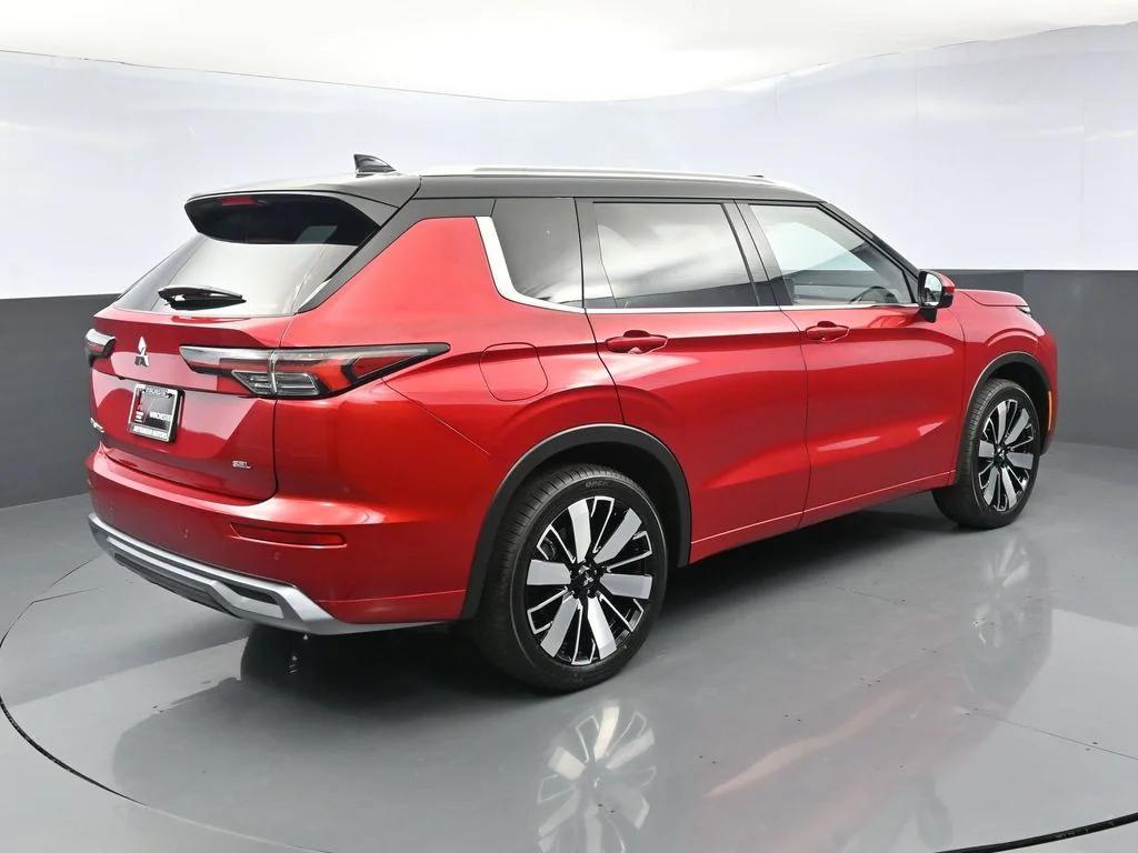 new 2025 Mitsubishi Outlander car, priced at $43,995