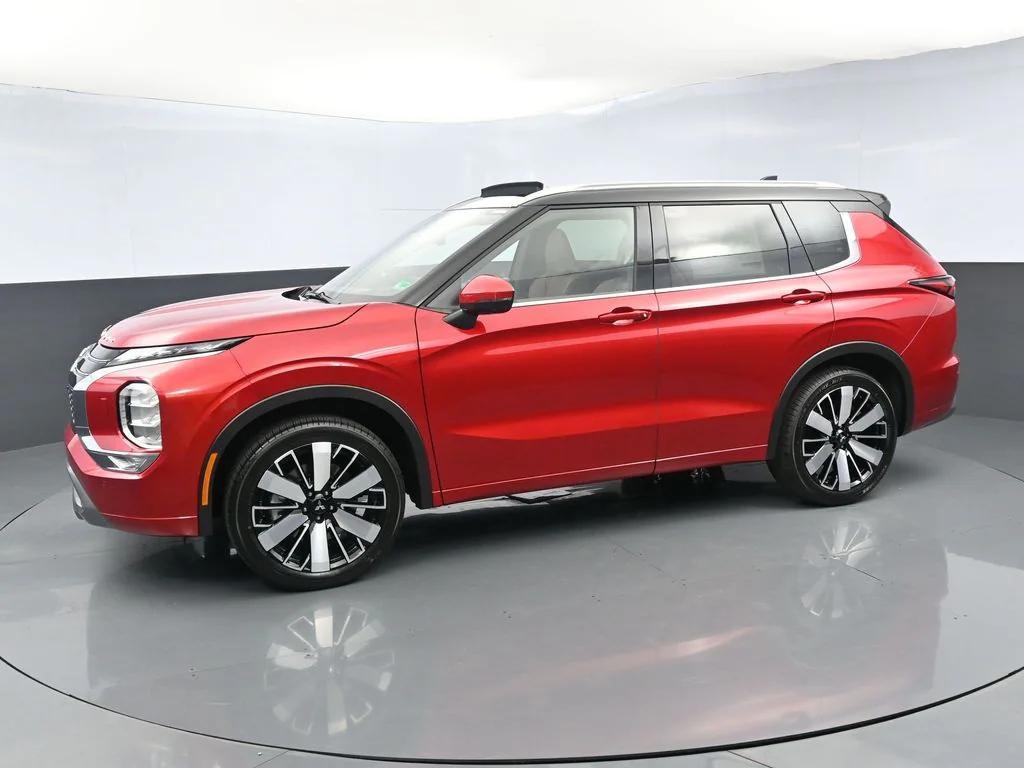 new 2025 Mitsubishi Outlander car, priced at $43,995
