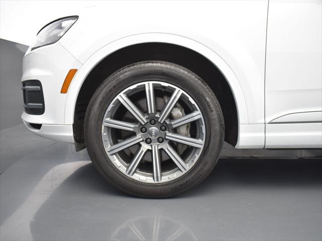 used 2017 Audi Q7 car, priced at $15,300