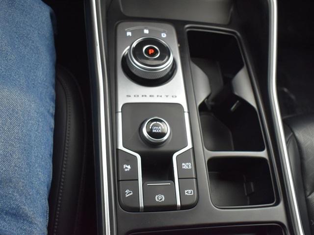 used 2021 Kia Sorento Hybrid car, priced at $22,997