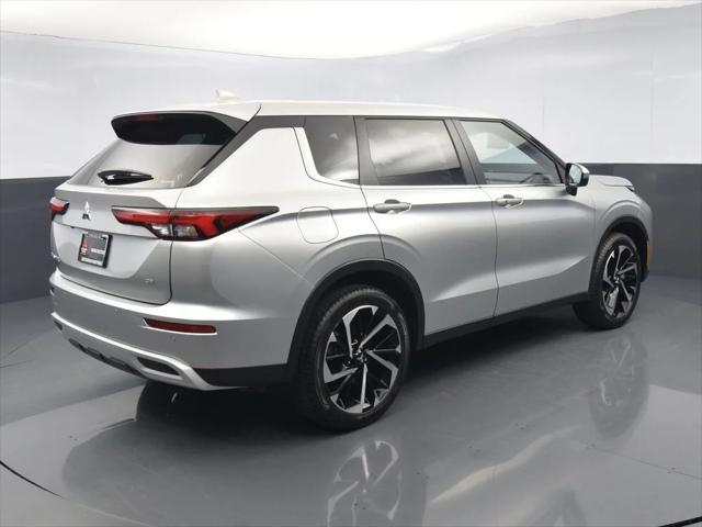 new 2024 Mitsubishi Outlander car, priced at $36,200