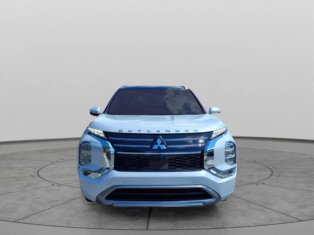 new 2025 Mitsubishi Outlander car, priced at $41,695