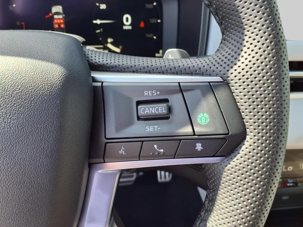 new 2025 Mitsubishi Outlander car, priced at $43,640