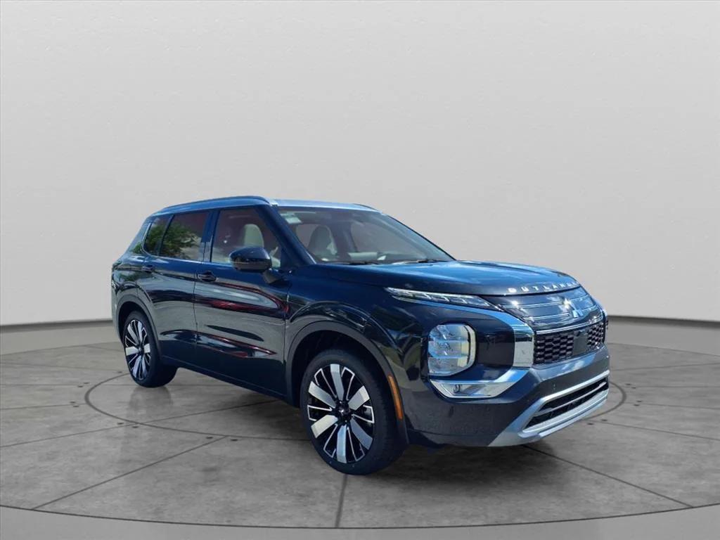 new 2025 Mitsubishi Outlander car, priced at $43,640