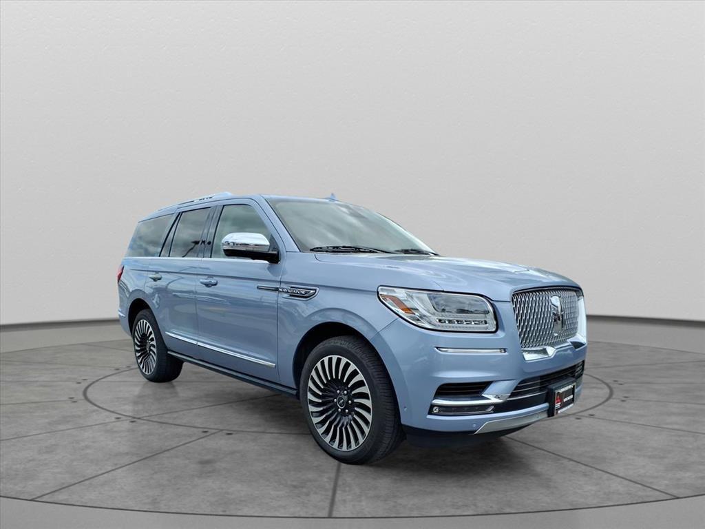 used 2021 Lincoln Navigator car, priced at $45,987