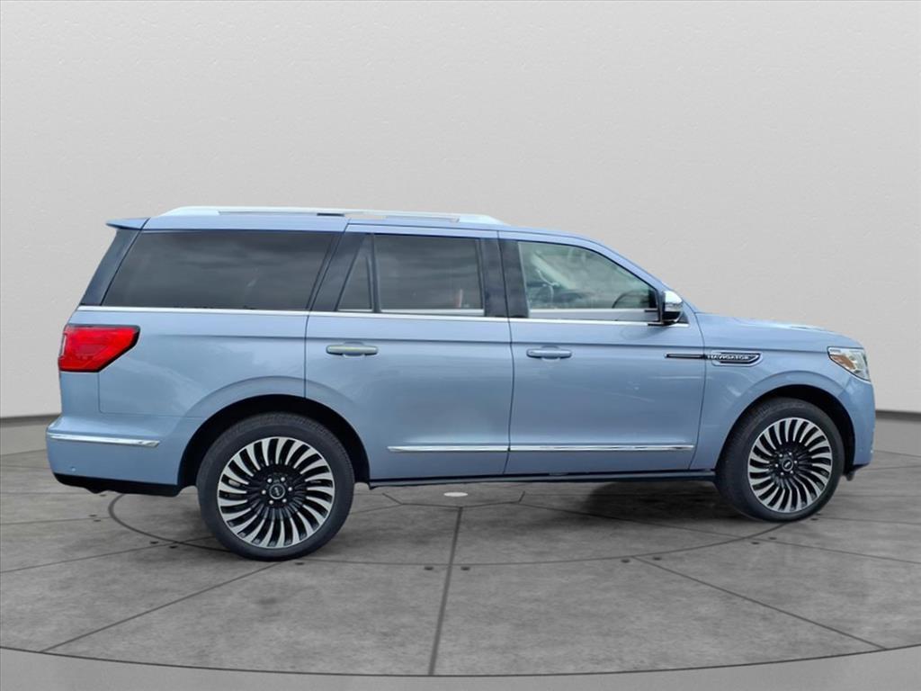 used 2021 Lincoln Navigator car, priced at $45,987
