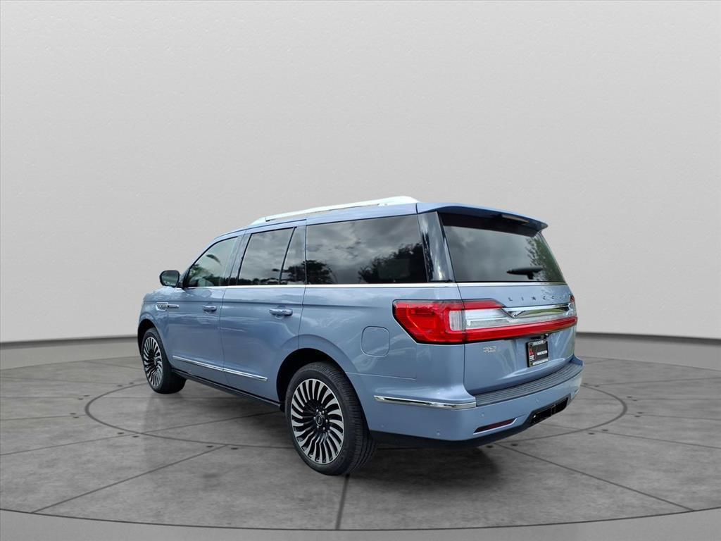 used 2021 Lincoln Navigator car, priced at $45,987