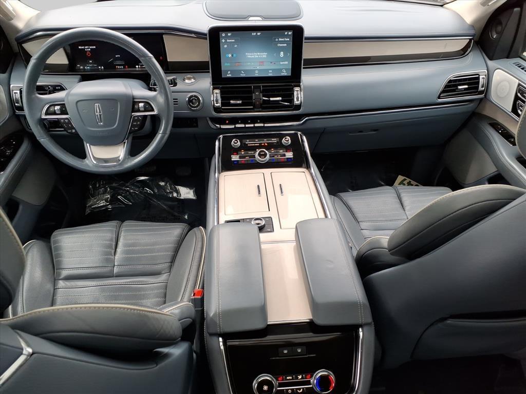 used 2021 Lincoln Navigator car, priced at $45,987
