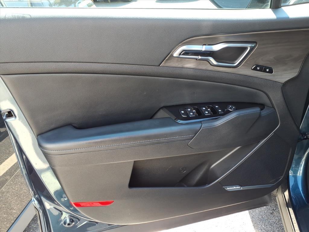 used 2023 Kia Sportage car, priced at $30,497