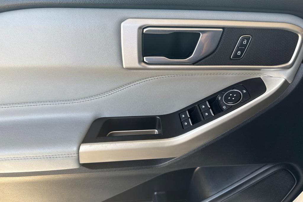 used 2022 Ford Explorer car, priced at $30,564