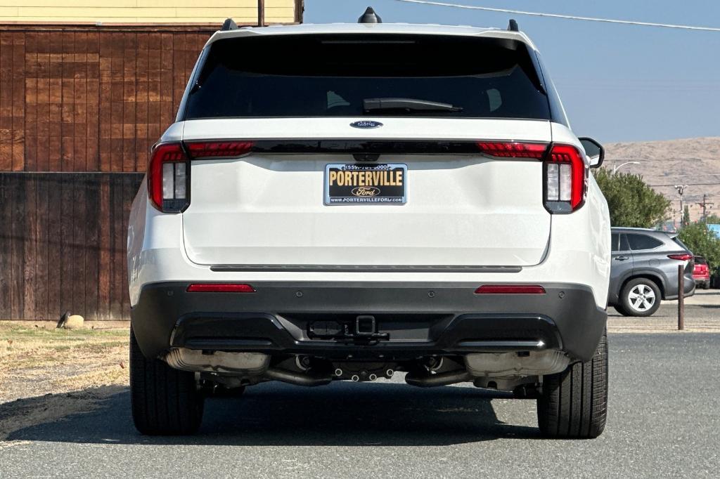 new 2025 Ford Explorer car, priced at $48,477