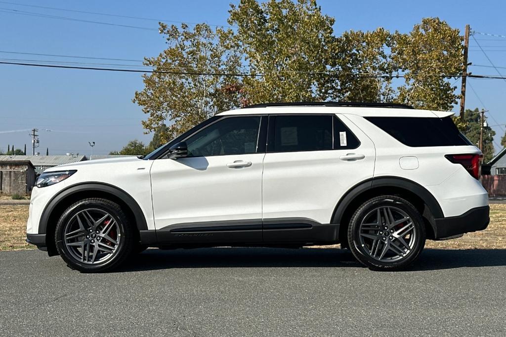 new 2025 Ford Explorer car, priced at $48,477