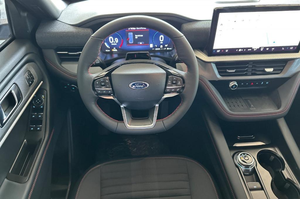 new 2025 Ford Explorer car, priced at $48,477