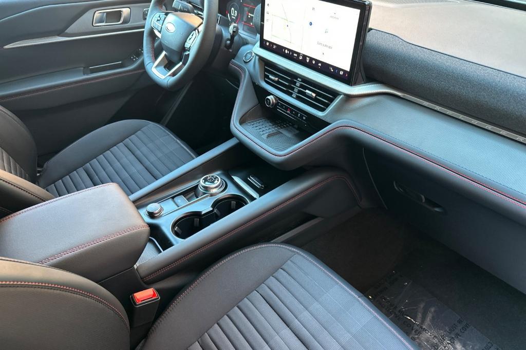 new 2025 Ford Explorer car, priced at $48,168