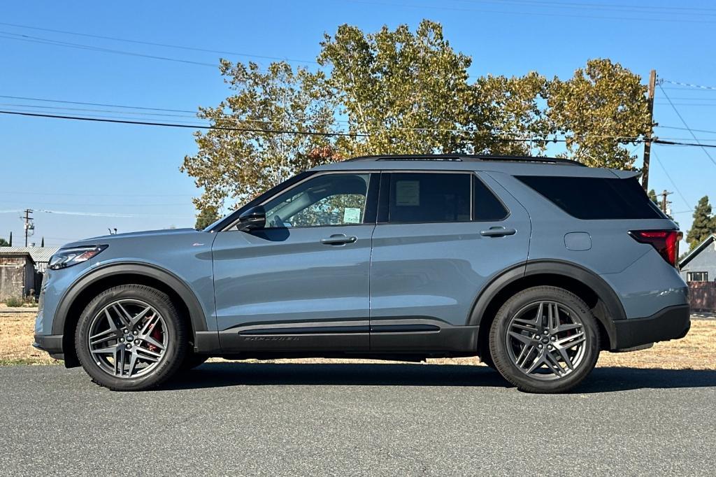 new 2025 Ford Explorer car, priced at $48,168