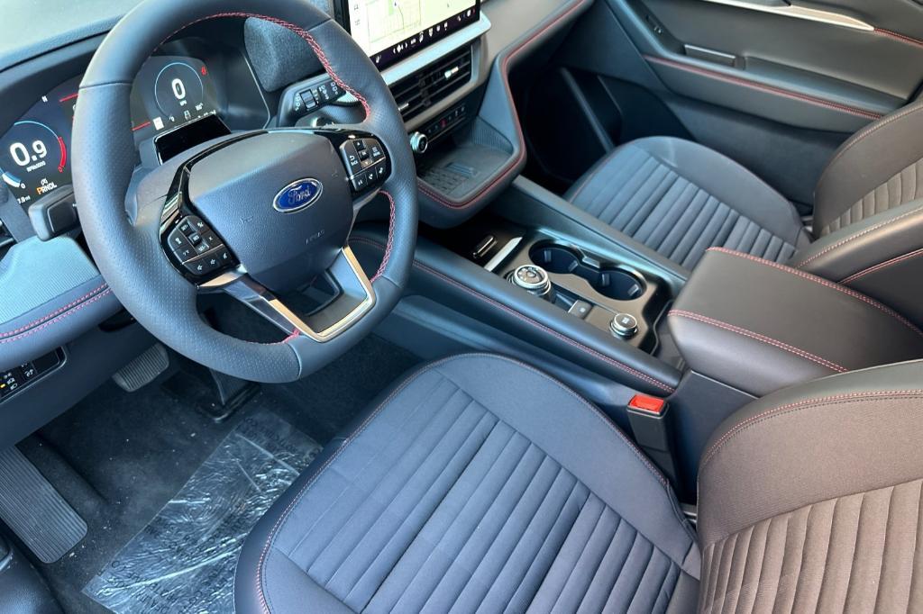 new 2025 Ford Explorer car, priced at $48,168