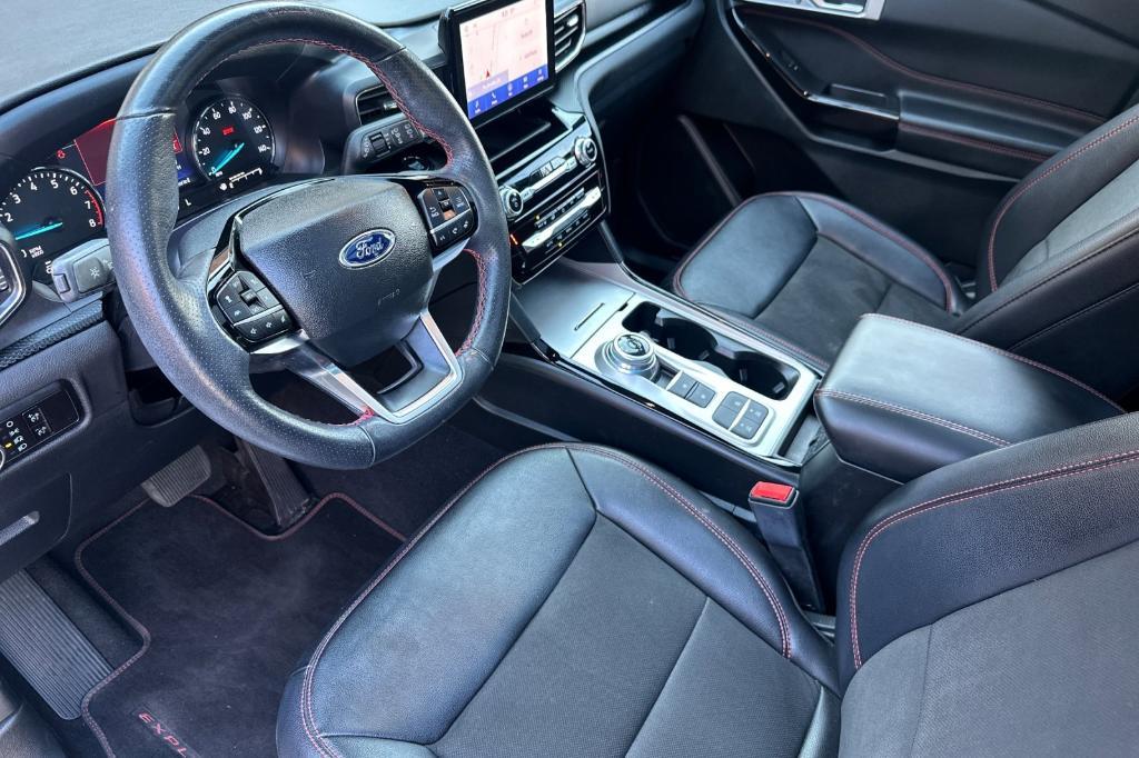 used 2023 Ford Explorer car, priced at $35,899