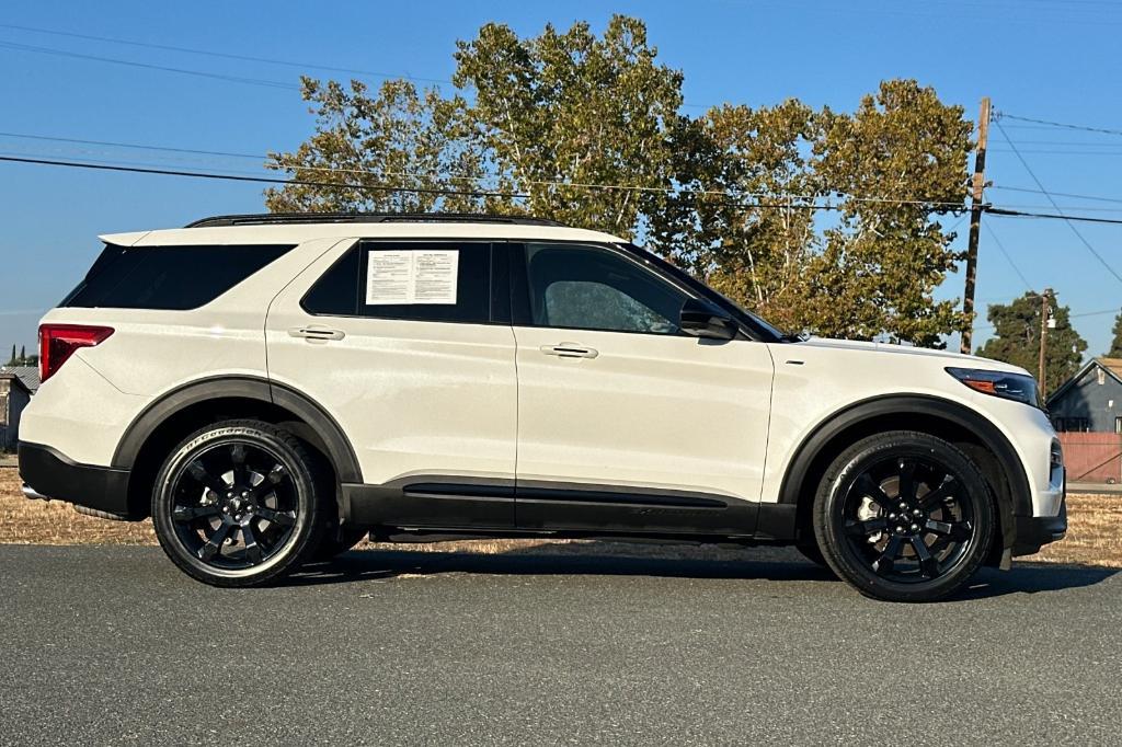 used 2023 Ford Explorer car, priced at $35,899