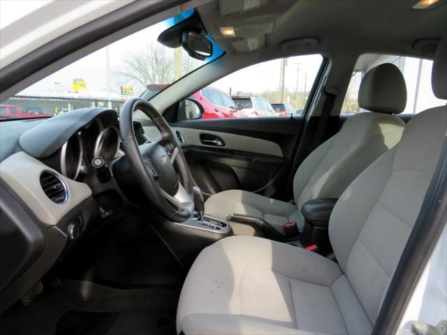 used 2014 Chevrolet Cruze car, priced at $7,497