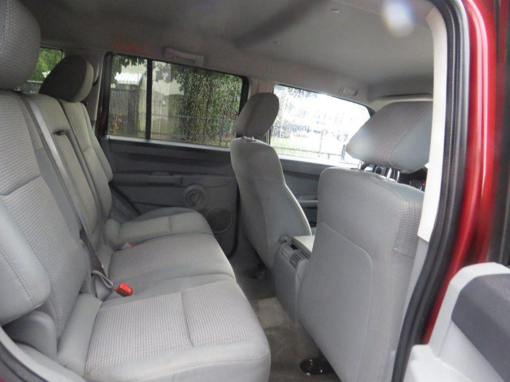 used 2007 Jeep Commander car, priced at $4,997